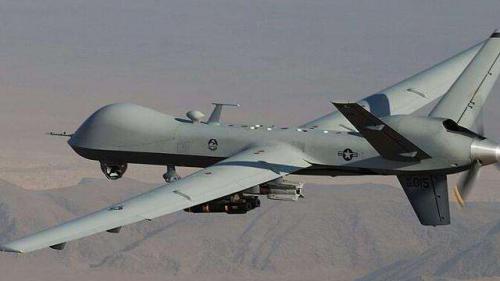 伊朗突然反击 GPS信号被切断 美军一架无人机坠毁 航母不敢前行！ 