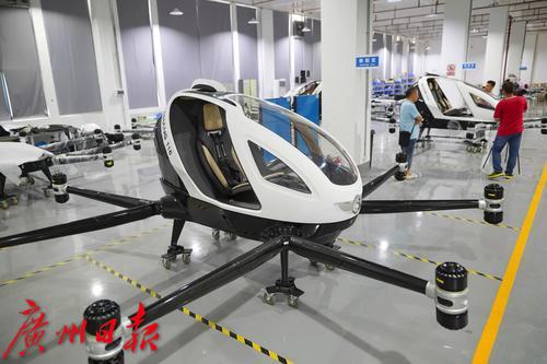 老铁， 从海心沙坐无人机飞到广州塔你觉得怎么样？