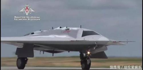俄“猎人-B”无人机首飞，有人捧有人贬，真实水平究竟怎么样呢