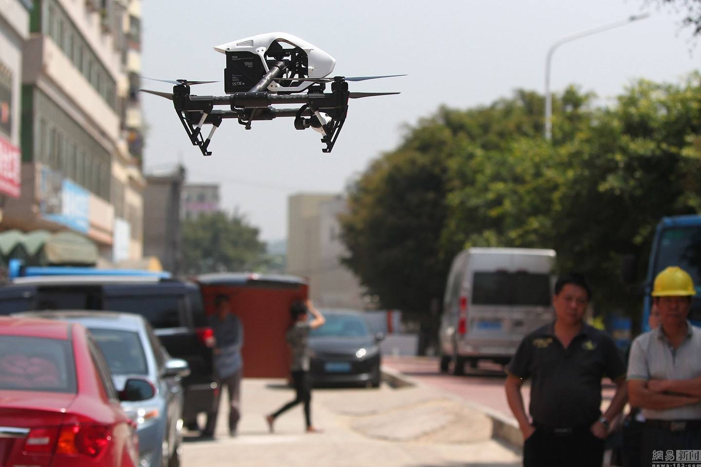 河间启用22架无人机查违建