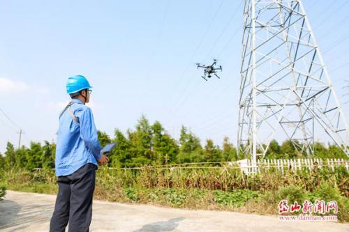 岱山电力首次启用无人机巡线