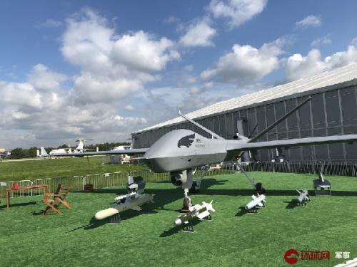 中国“翼龙”无人机首次成系列亮相莫斯科航展 