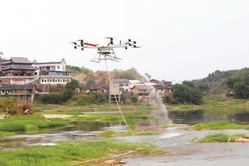 消防无人机：高点，再高点！