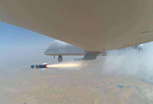 黎总统说以无人机袭击似“宣战” 以高度警戒