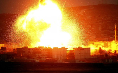 中东爆发大战，以大批自杀无人机升空，伊朗三个重要盟国遭遇打击 