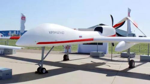 又来晚了，俄罗斯展出2款新型无人机，酷似中国翼龙飞机 