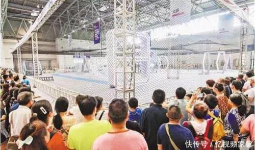 无人机嘉年华活动举行 专业赛道向公众开放