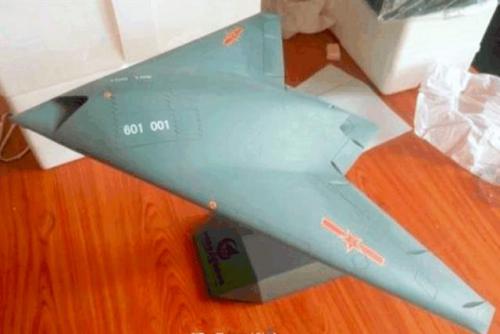 改进型利剑无人机有顶尖的性能，完美的颜值，彰显杀手本质