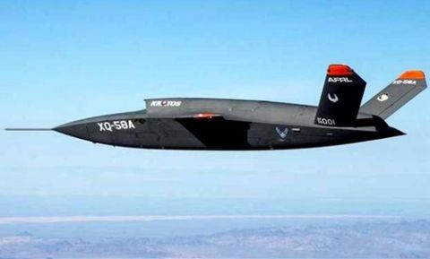 反超美国！俄罗斯隐身战机和隐身无人机同框亮相，尚属全球首次