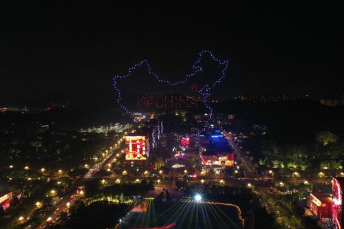 向祖国表白，广州黄埔700架无人机点亮夜空