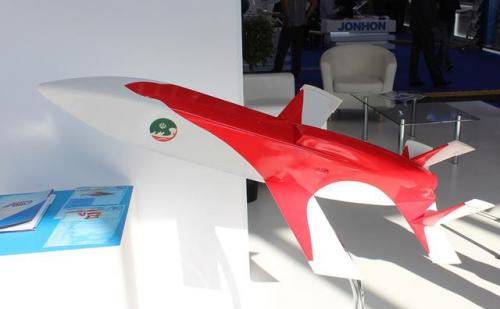 波斯湾头号无人机强国，伊朗实力强悍，可对美军发动“蜂群”攻击 