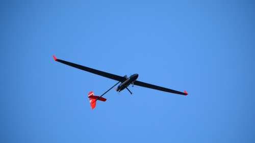 无人机续航30小时年轻团队创造世界纪录