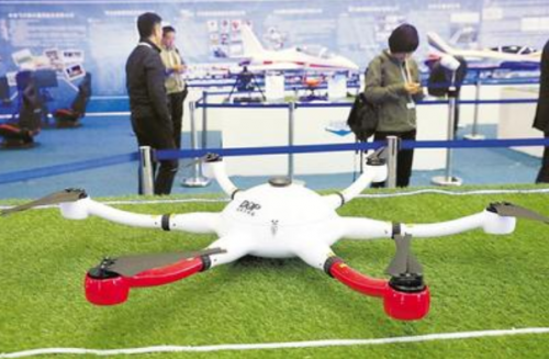 聚焦航空博览会：无人机大荟萃 应用无处不在