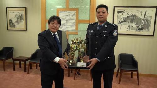 放出无人机，再来个“瓮中捉鳖”……黄浦公安如何降服了这个制假团伙！