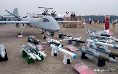 国产翼龙无人机猎杀14架土耳其攻击无人机！震撼 