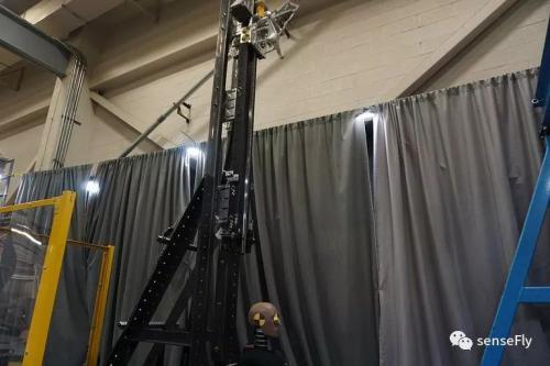 如果无人机撞到你的头上会怎样？