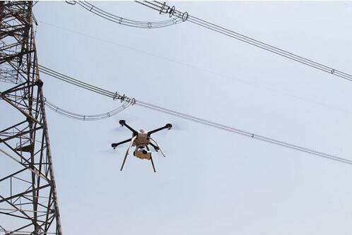 广东电网公司实现配网无人机高精度自动巡检