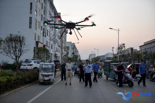 安庆日报：宿松无人机空中巡逻服务70年大庆