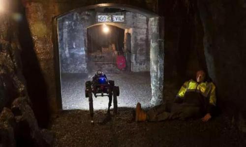 国外已经把机器人狗和无人机投入地下参与救援