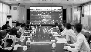 楼顶有隐秘违建？无人机“扫描”可知