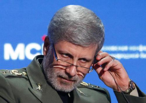 无人机再被击落，伊朗很高兴，美国却急着为自己辩解 