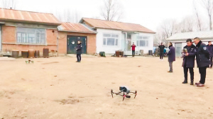 全域无死角监控几分钟巡一个乡 尚志无人机升空巡查秸秆焚烧