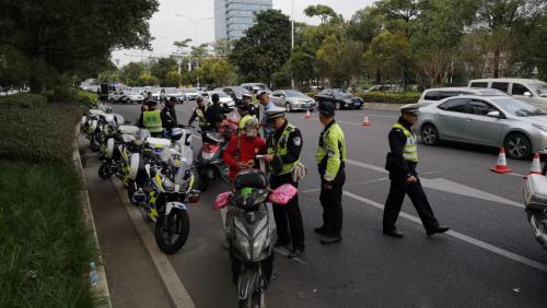 逆天！中山今起无人机拍违章，你被交警的黑科技盯上了！ 