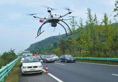 瑞丽打造无人机空中巡逻队