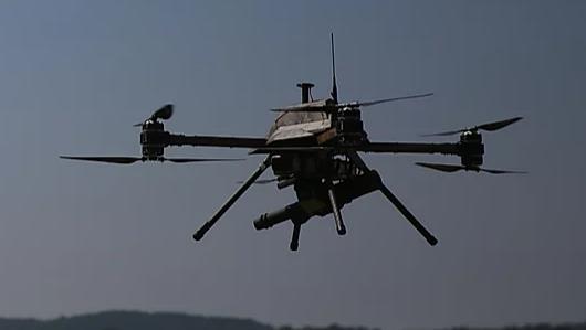 地雷和路边炸弹的克星来了！英国防务公司使用无人机从空中对付简易爆炸装置的威胁