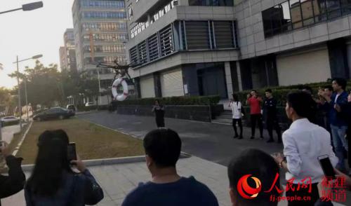 厦门：无人机应急救援课堂走进蓝天救援队 提升民间救援力量