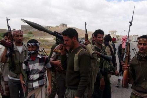 沙特又一架无人机被缴获，遭拖鞋军拍照羞辱，这次脸丢大了