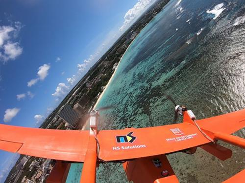 在水上起落，日本新日铁使用这种无人机对偏远地区进行5G通信技术实验