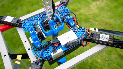 趋势：中国企业注意了！重心控制技术-下一代工业无人机的方向！