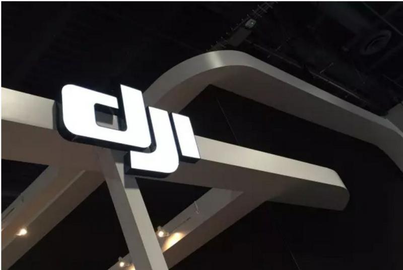 大疆最新专利曝光：「无人小车」360度旋转车轮，崎岖道路也能大展身手