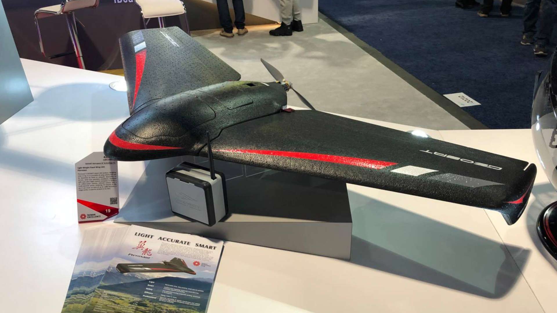 翼龙 轻便型手抛无人机_无人机网(www.youuav.com) 翼龙 轻便型手抛无人机_无人机网(www.youuav.com)