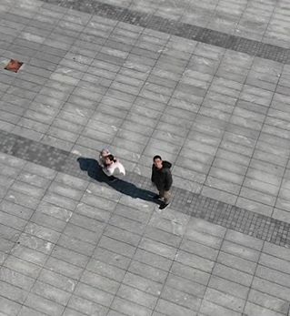 硬核！莆田警方无人机喊话市民戴口罩，接下来一幕太暖了！ 