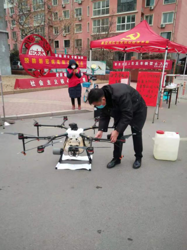 淄博高新区四宝山街道：高科技防疫消杀 无人机8分钟消毒3千平米