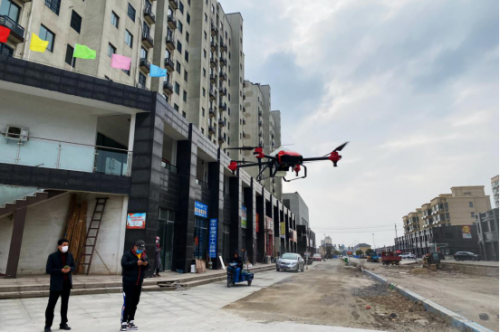 无人机当上“消毒员” 1分钟搞定1000平方米 