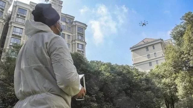 无人机消毒巡检，发现感染后24小时内完成消毒