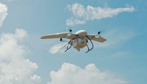 物流无人机代替车辆进行工厂物品运输