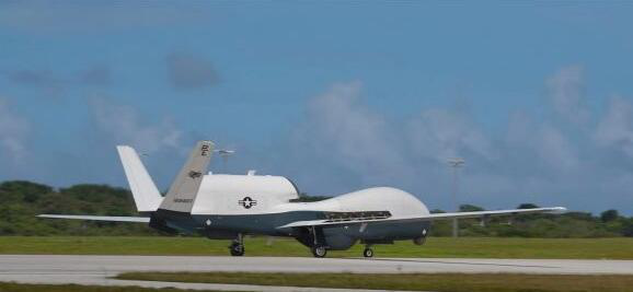 2架最新型无人机降落关岛，此前曾被伊朗击落，美军寄予厚望