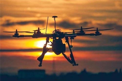 24小时不间断巡查！大连为管控这事儿派出了无人机