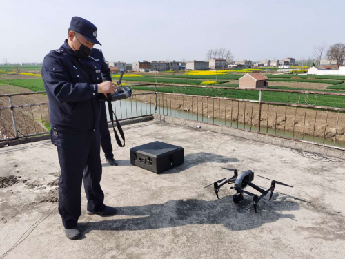 泗县禁毒办使用无人机航拍勘查毒品原植物 
