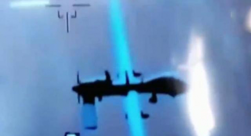 硬气！伊朗无人机直接冲撞美军无人机，美军王牌无人机再次吃瘪!