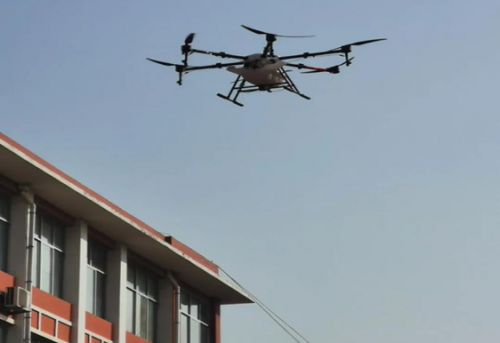 吉隆坡正在测试农业无人机用于高层建筑物消毒