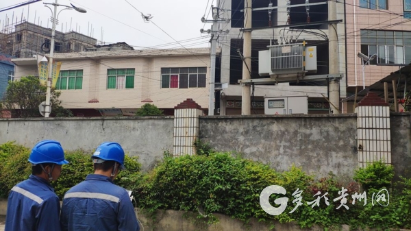 兴仁供电局配电二所开展“无人机”巡线提升工作效率