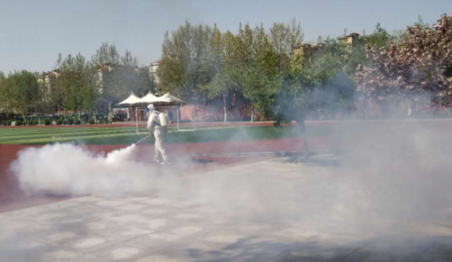 春晖防疫强 无人机帮忙