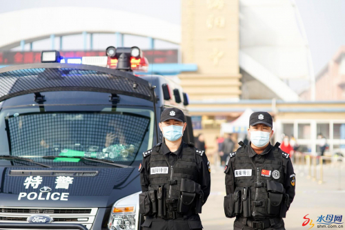 海阳“无人机”高空“护航”复课首日