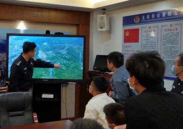 “搭乘”无人机，带你看看福州小区楼顶藏着什么“秘密”？