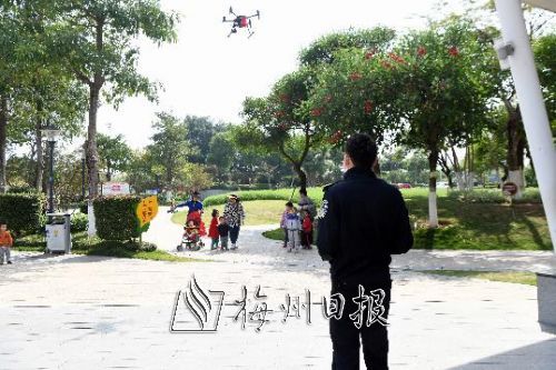 无人机空中“授课”！五华公安创新反诈宣传模式